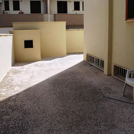 Apartment Trilocale A Piano Terra A Due Passi Dal Mare *