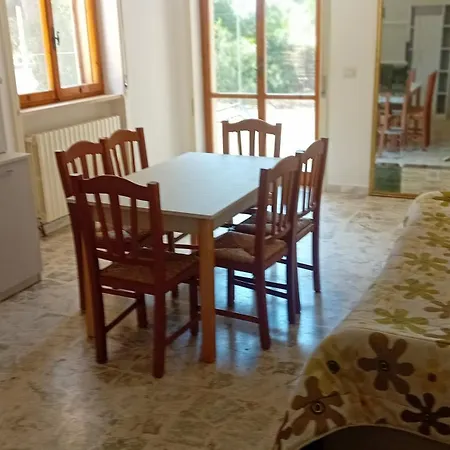 Appartamento Trilocale A Piano Terra A Due Passi Dal Mare *