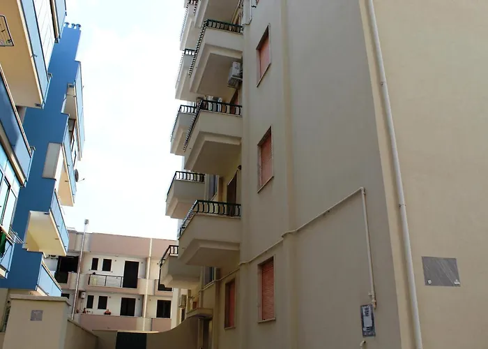 Trilocale A Piano Terra A Due Passi Dal Mare Apartment